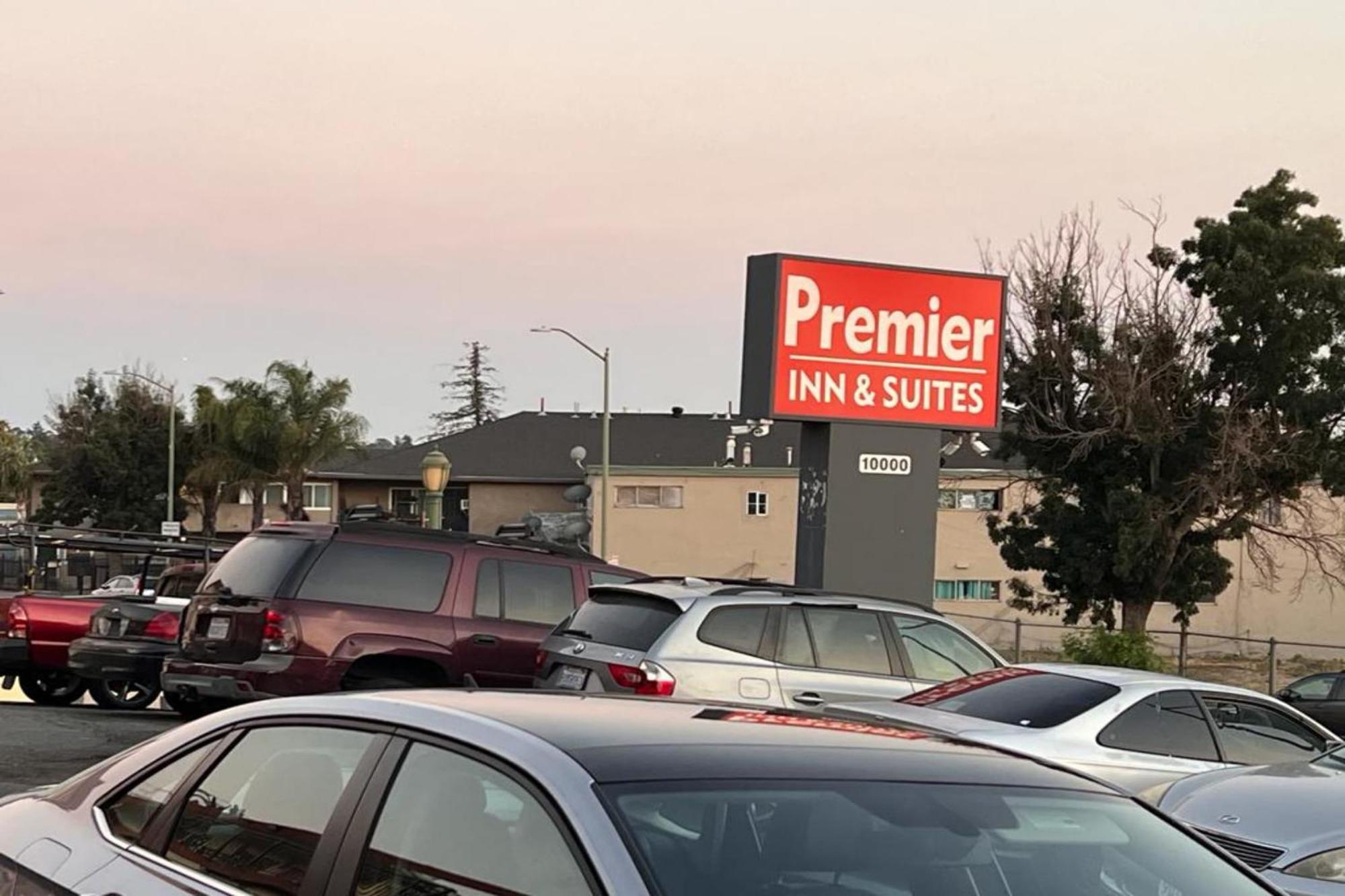 Premier Inn & Suites -Listing Partner Oakland Exteriér fotografie